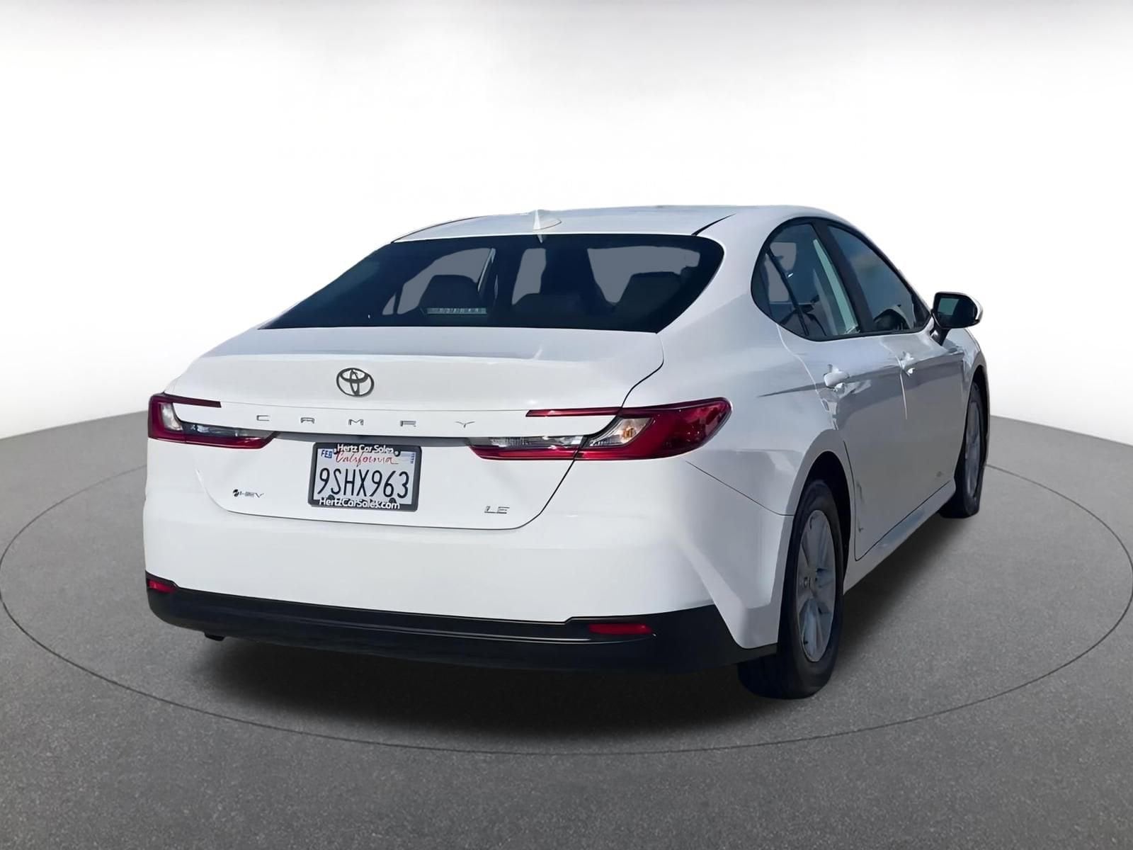 Thumbnail: 2025 Toyota Camry - 14