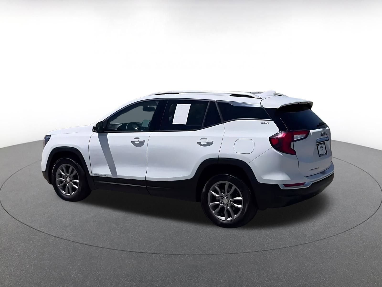 Thumbnail: 2024 GMC Terrain - 10