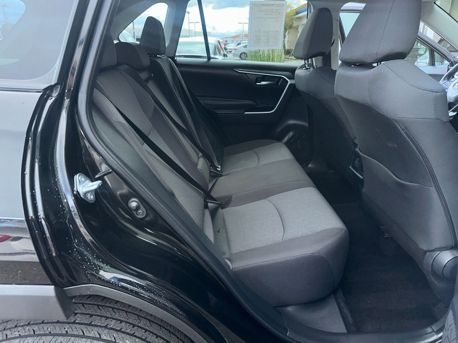2024 Toyota RAV4 XLE 26