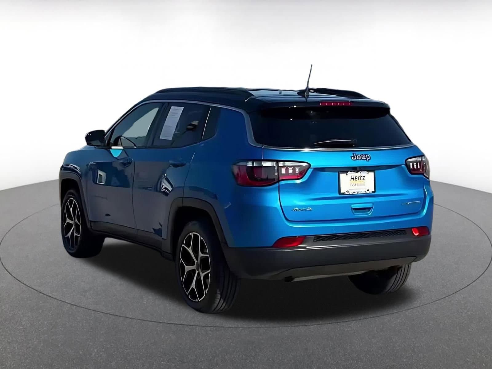 Thumbnail: 2025 Jeep Compass - 11