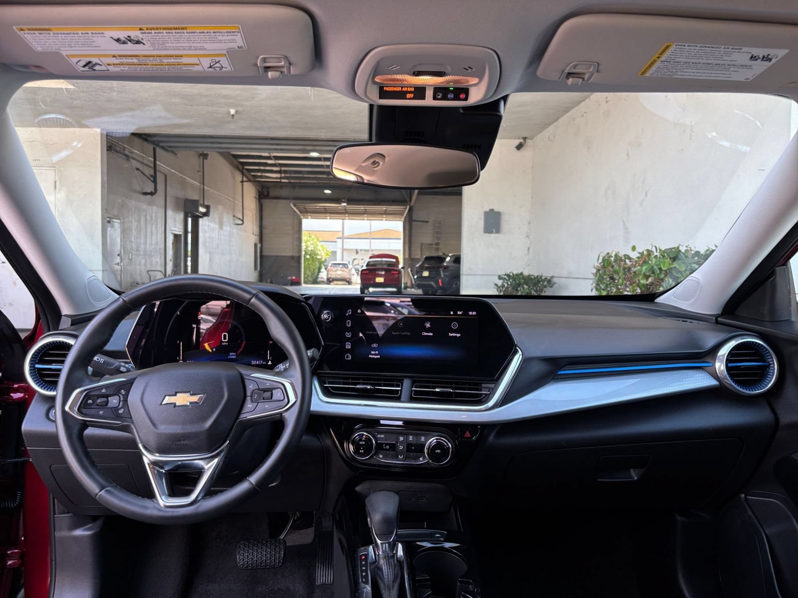 Thumbnail: 2025 Chevrolet Trax - 28