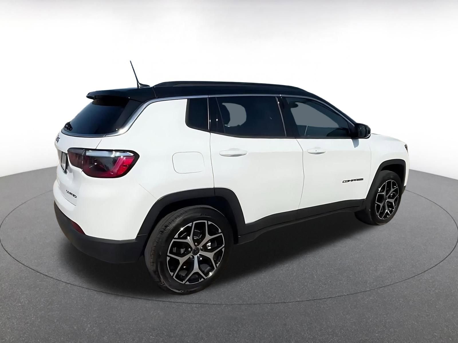 Thumbnail: 2025 Jeep Compass - 15