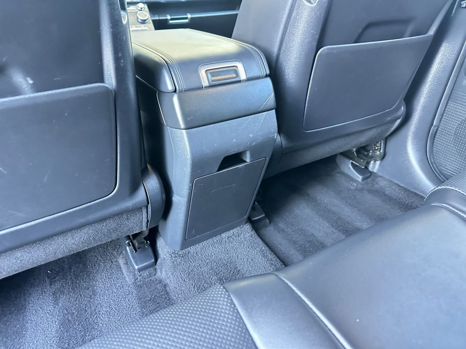 Thumbnail: 2025 Hyundai Santa Fe - 27