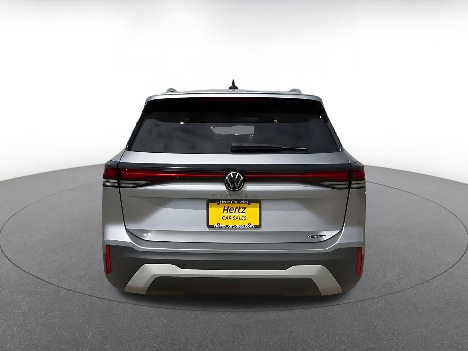 Thumbnail: 2026 Volkswagen Tiguan - 12