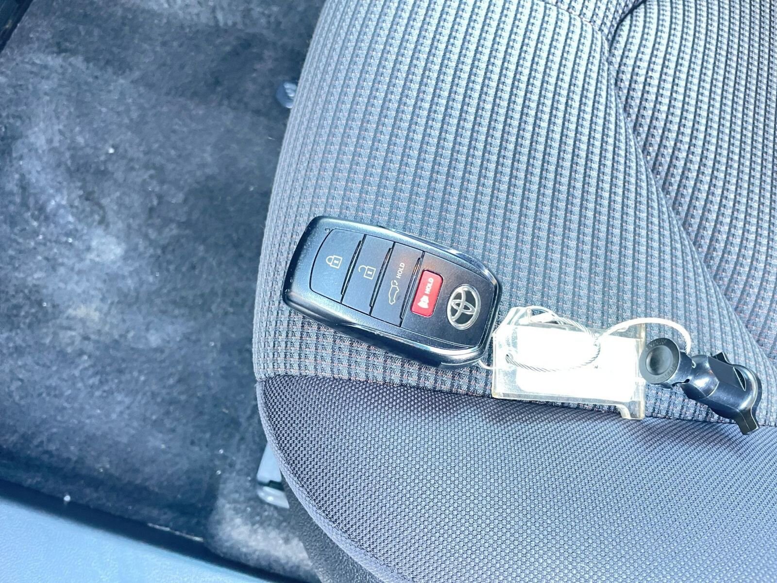 Thumbnail: 2025 Toyota Highlander - 21