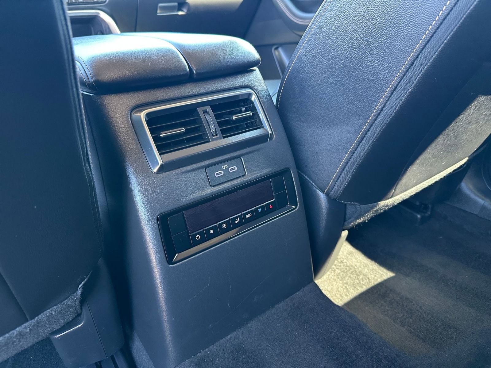 Thumbnail: 2025 Mazda CX-90 - 24