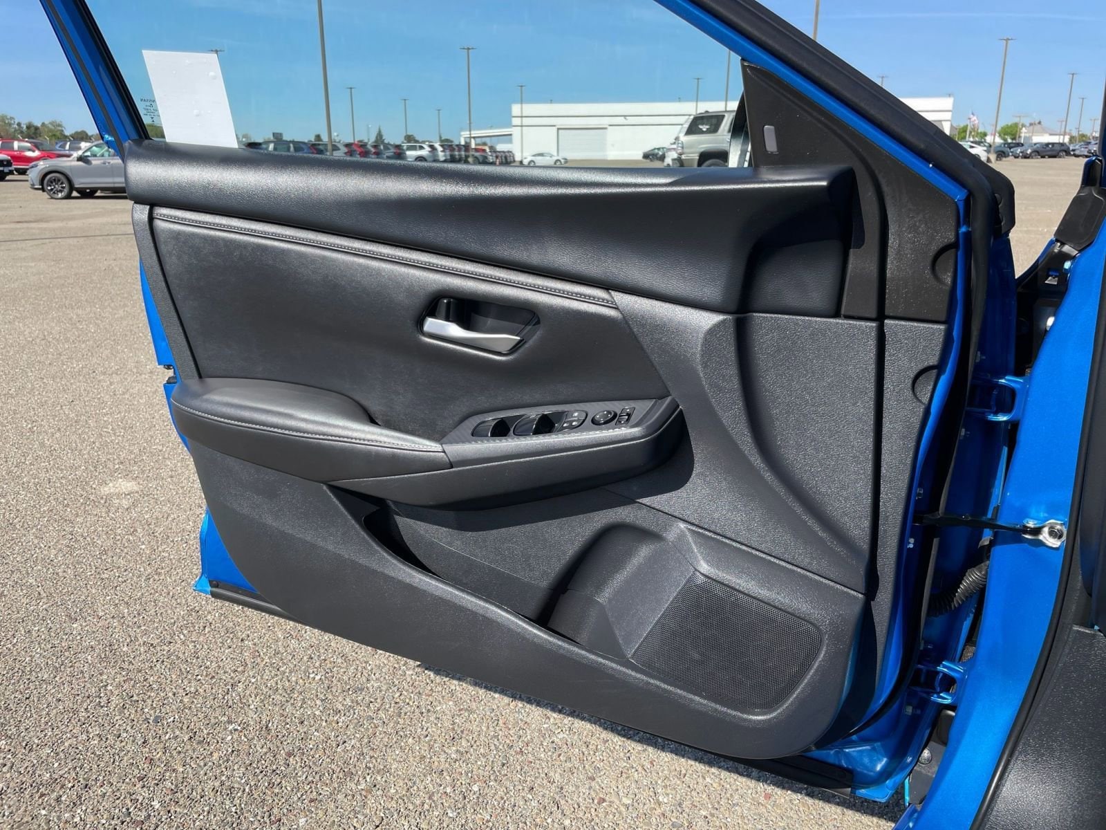 Thumbnail: 2025 Nissan Sentra - 18