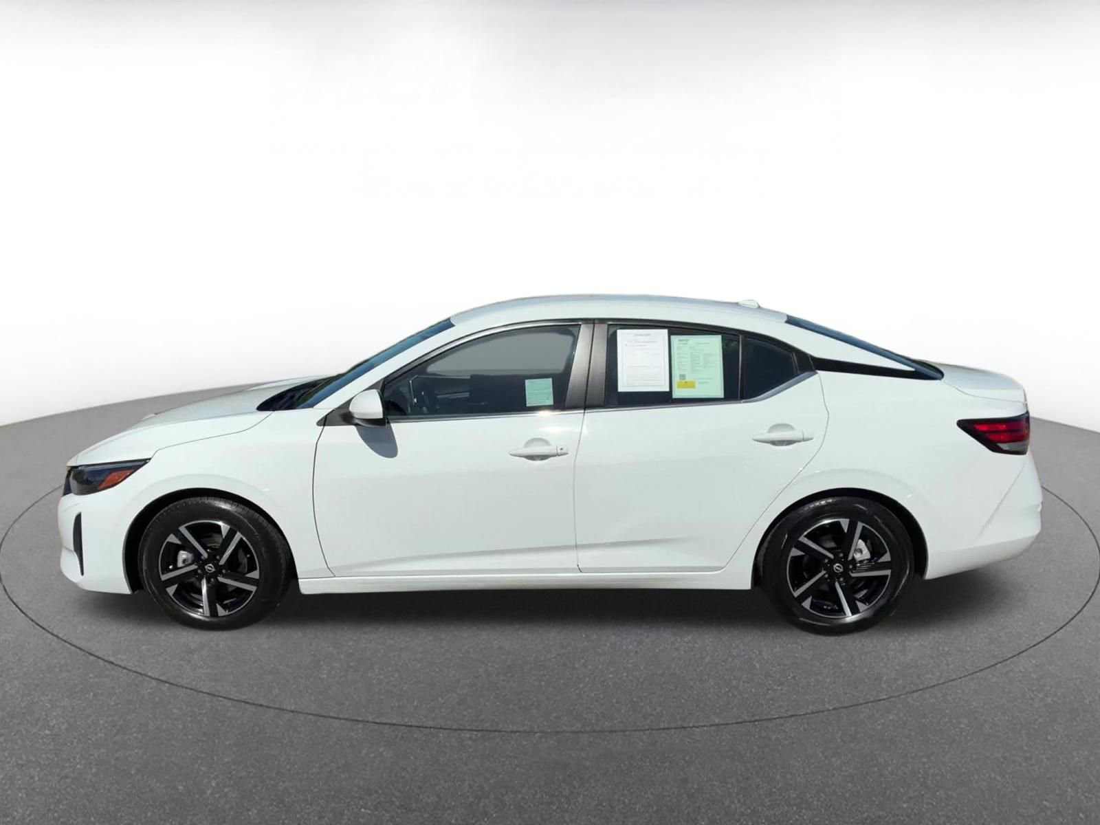 Thumbnail: 2025 Nissan Sentra - 9