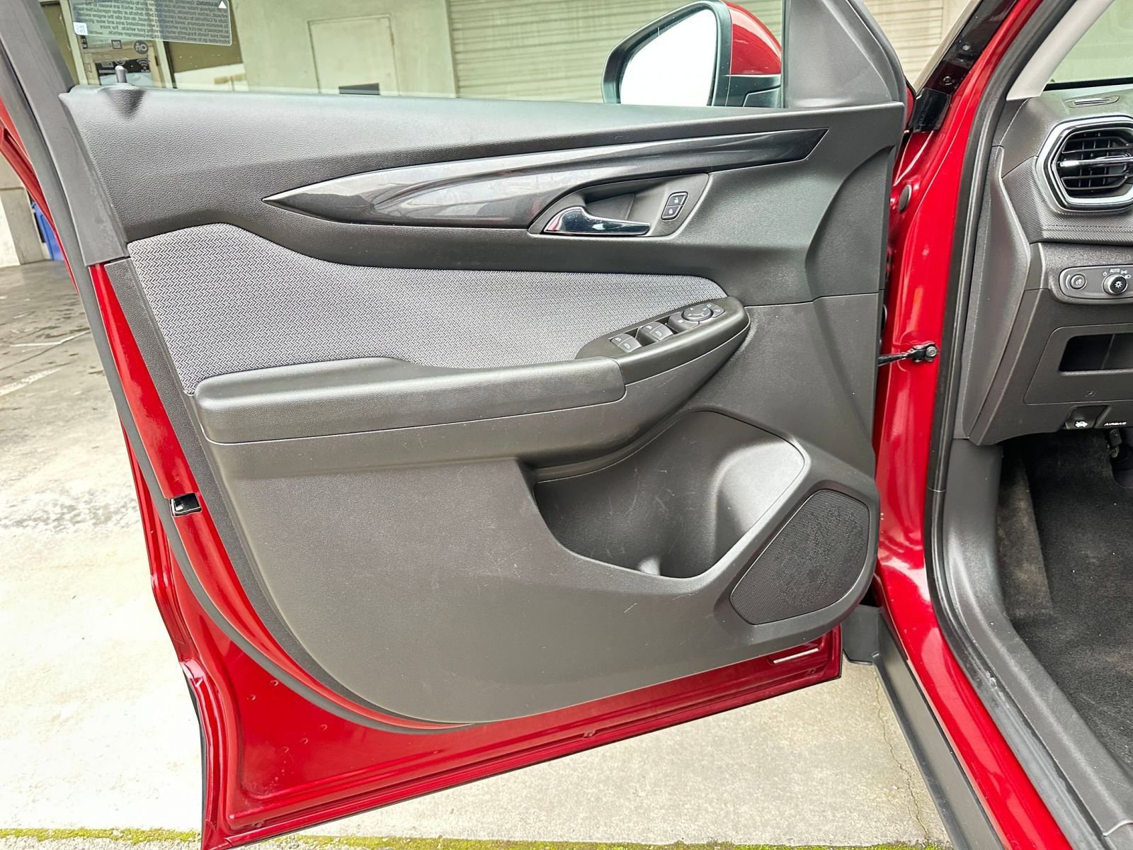 Thumbnail: 2025 Chevrolet TrailBlazer - 20