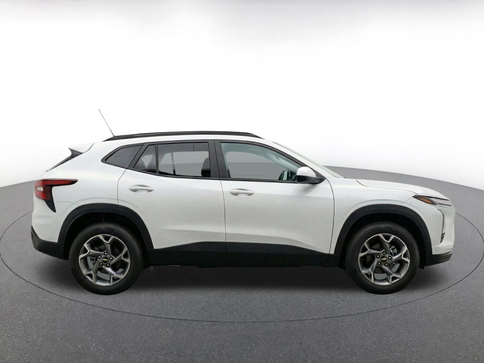 Thumbnail: 2025 Chevrolet Trax - 13
