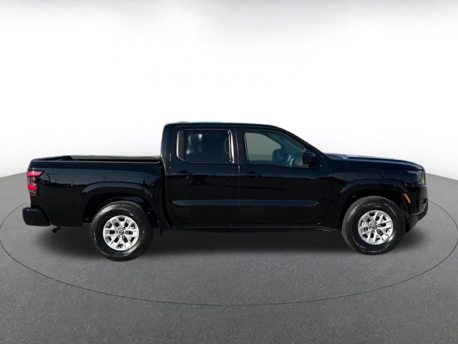 Thumbnail: 2024 Nissan Frontier - 15