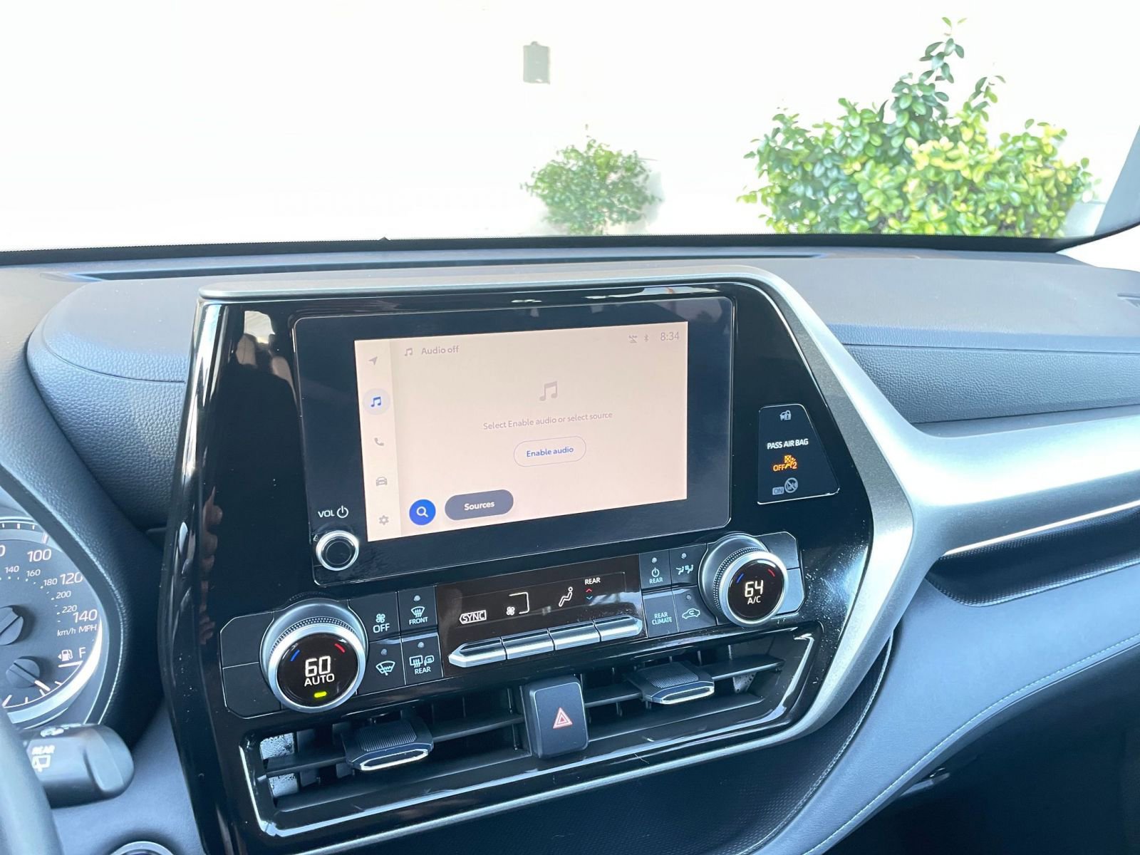 Thumbnail: 2025 Toyota Highlander - 20