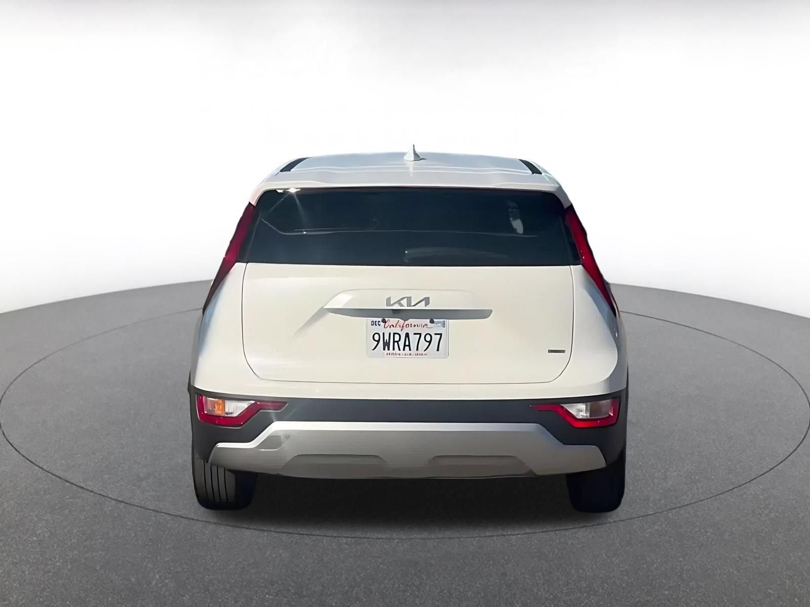 Thumbnail: 2026 Kia Niro - 12