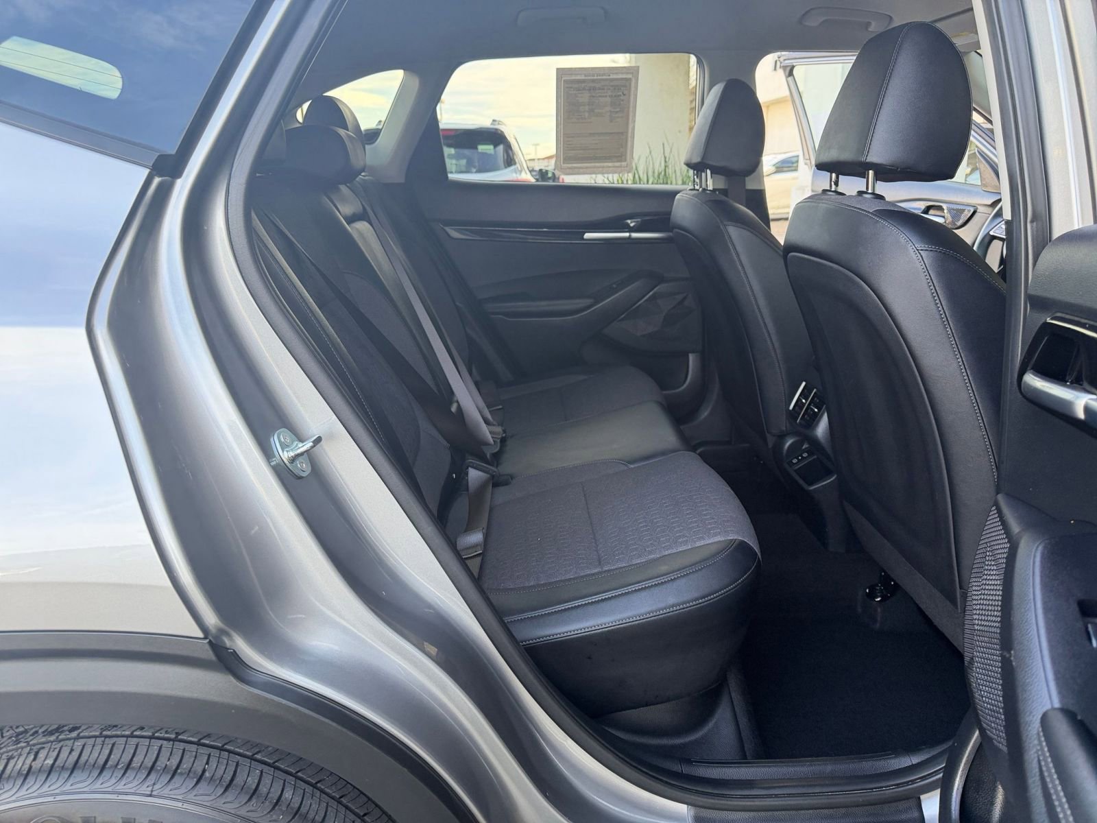 Thumbnail: 2025 Kia Seltos - 28