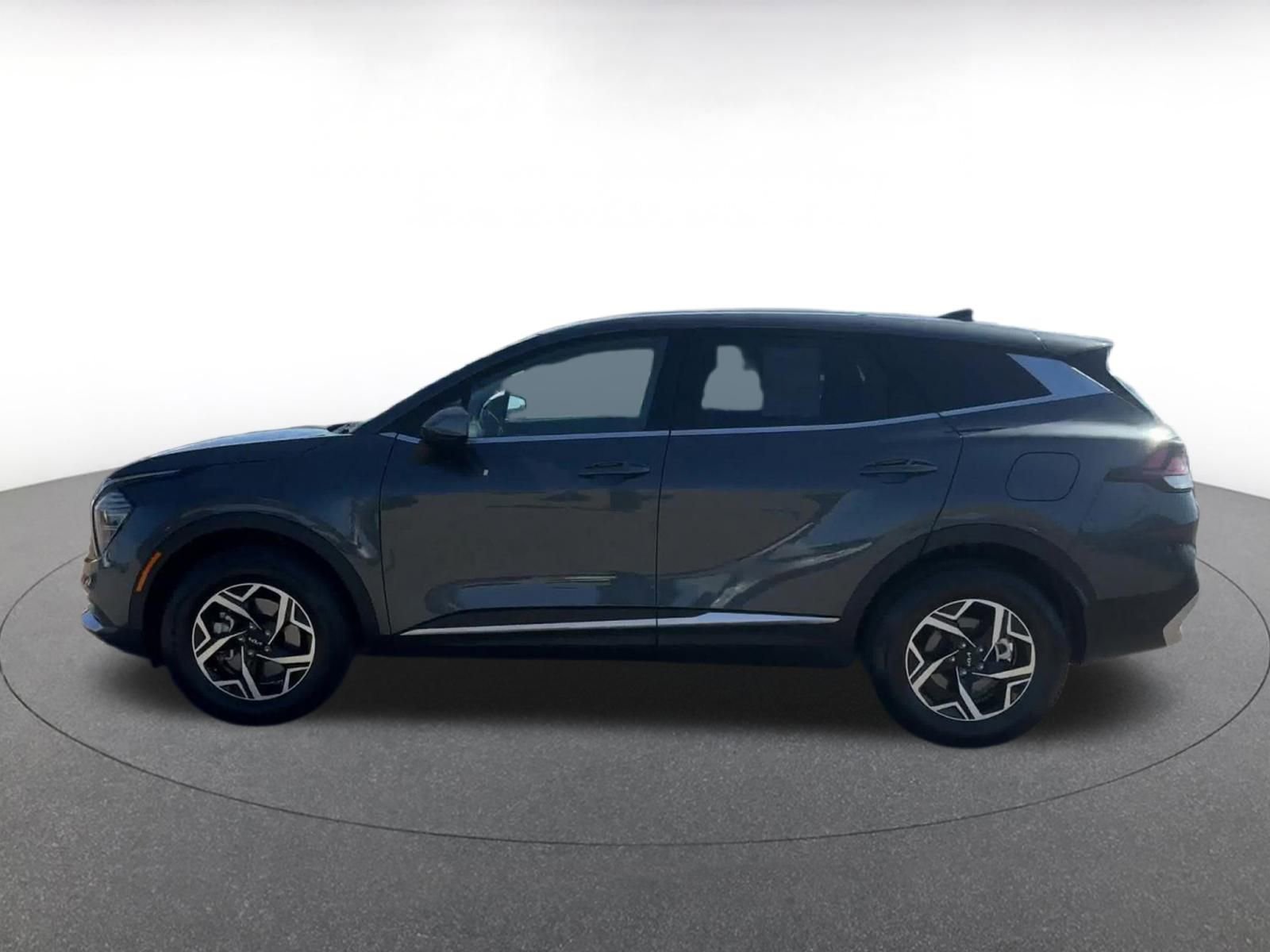 Thumbnail: 2024 Kia Sportage - 8