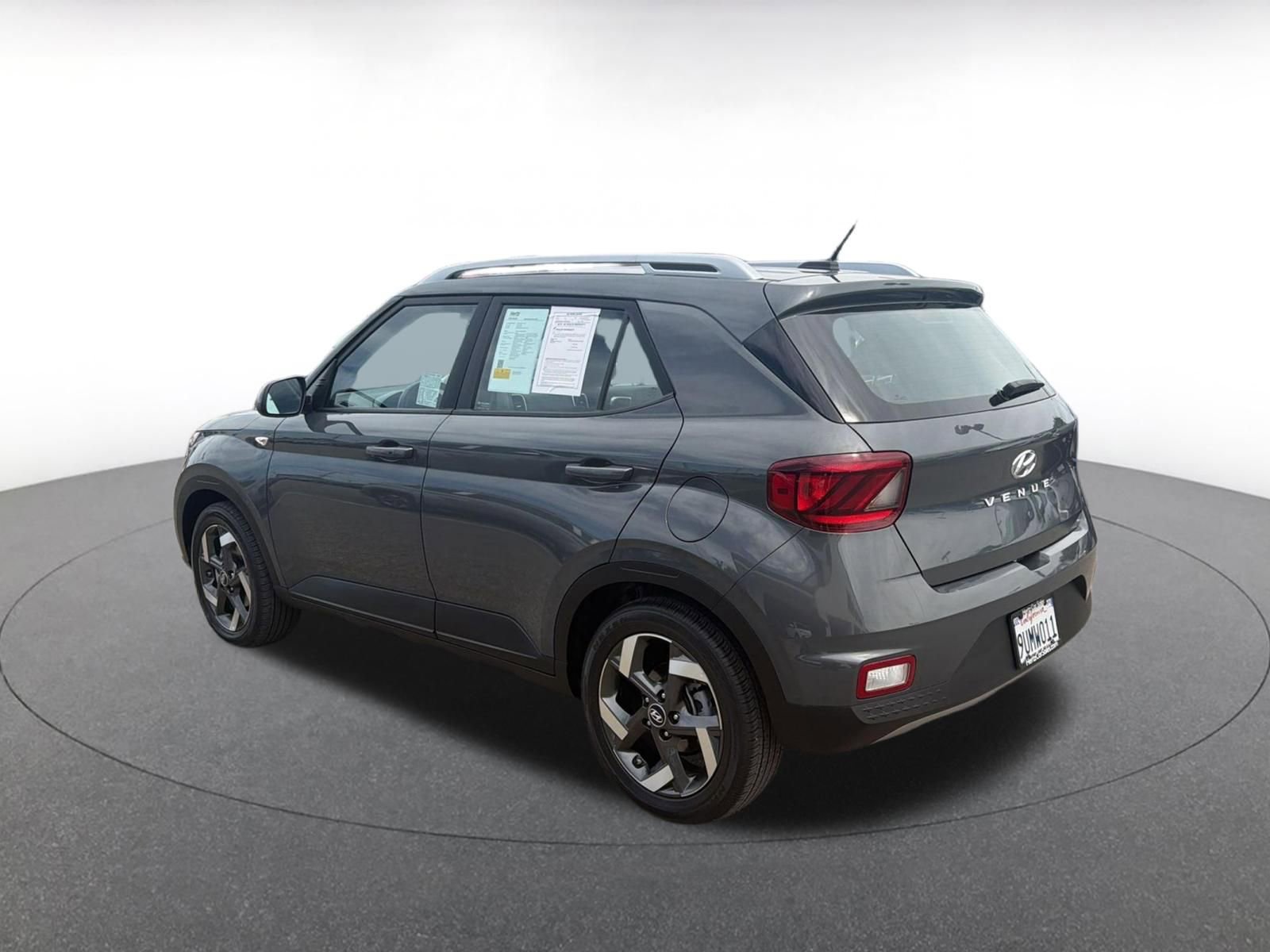 Thumbnail: 2025 Hyundai Venue - 4