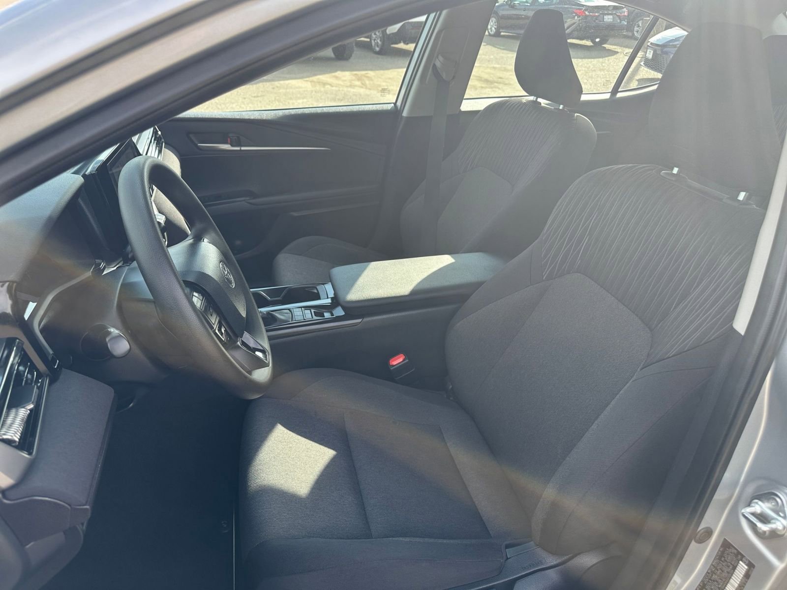 Thumbnail: 2025 Toyota Camry - 27