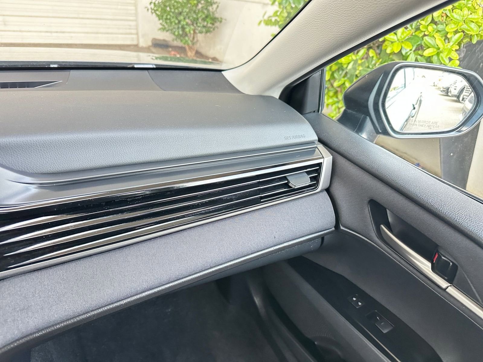 Thumbnail: 2025 Toyota Camry - 35