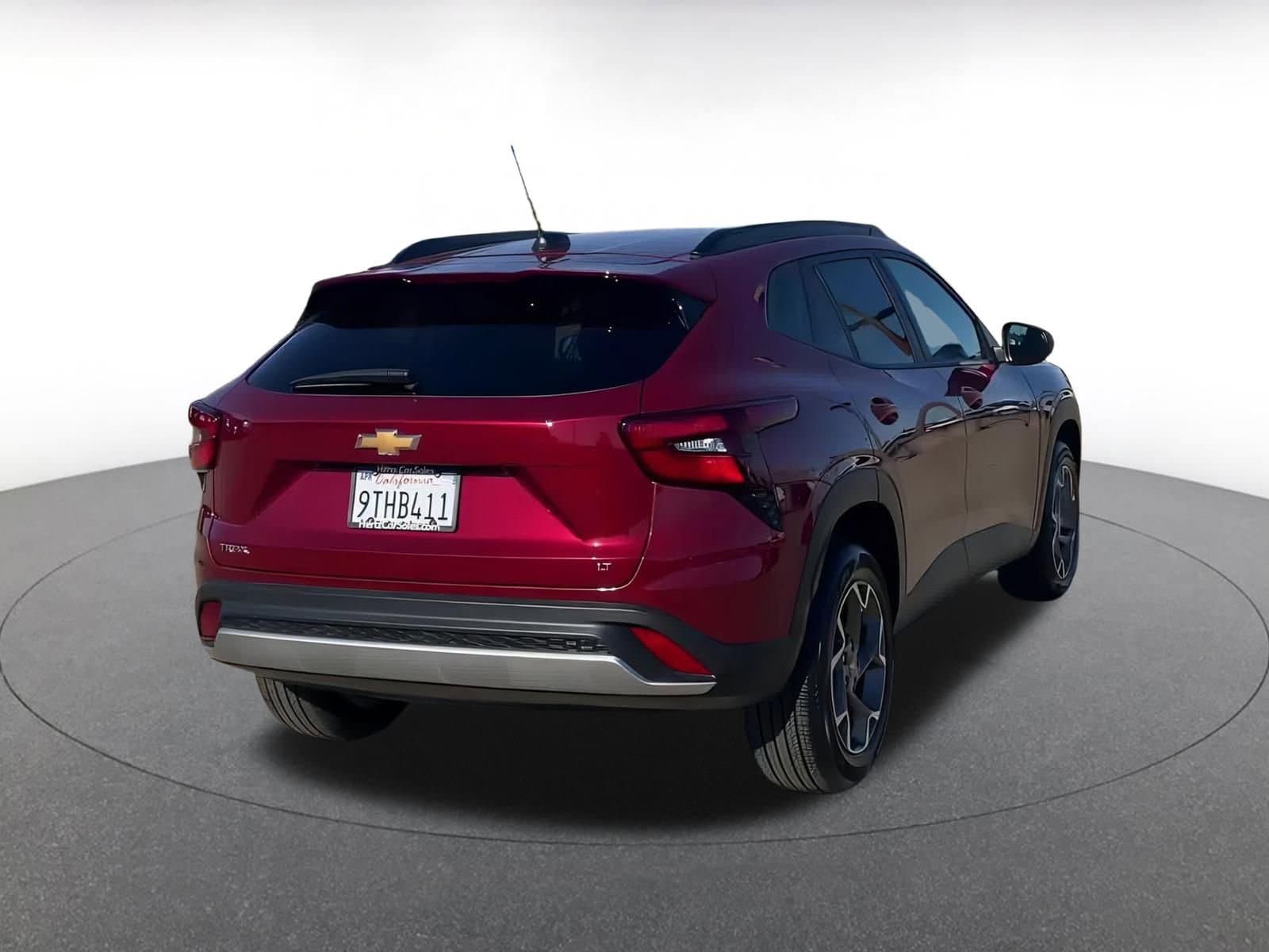 Thumbnail: 2025 Chevrolet Trax - 12