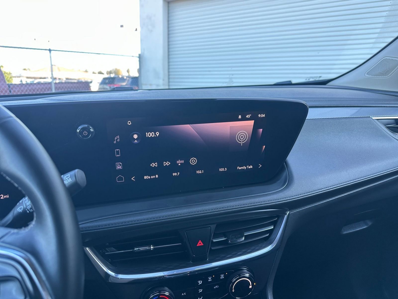 Thumbnail: 2025 Buick Encore GX - 21