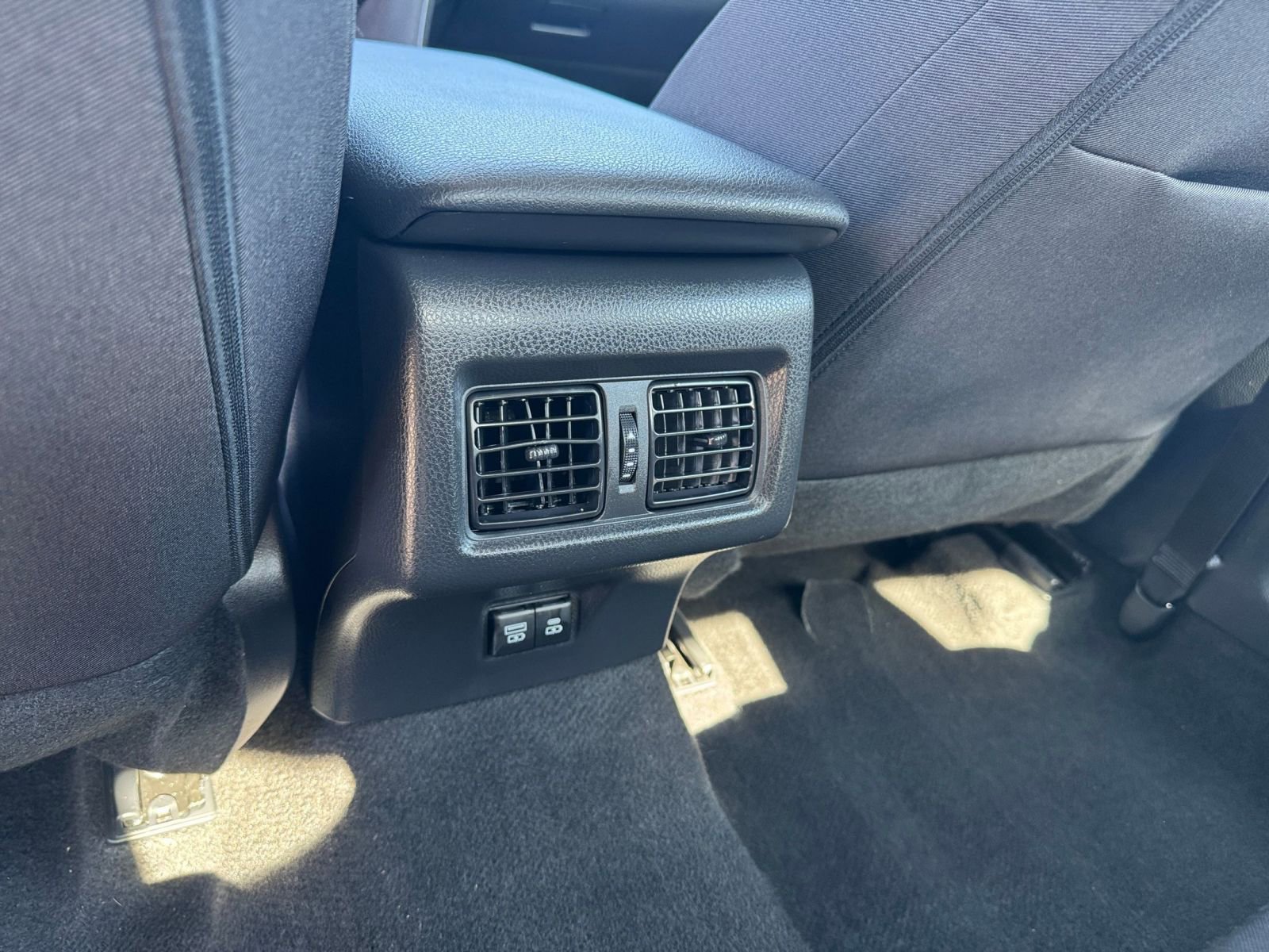 Thumbnail: 2025 Toyota Camry - 24