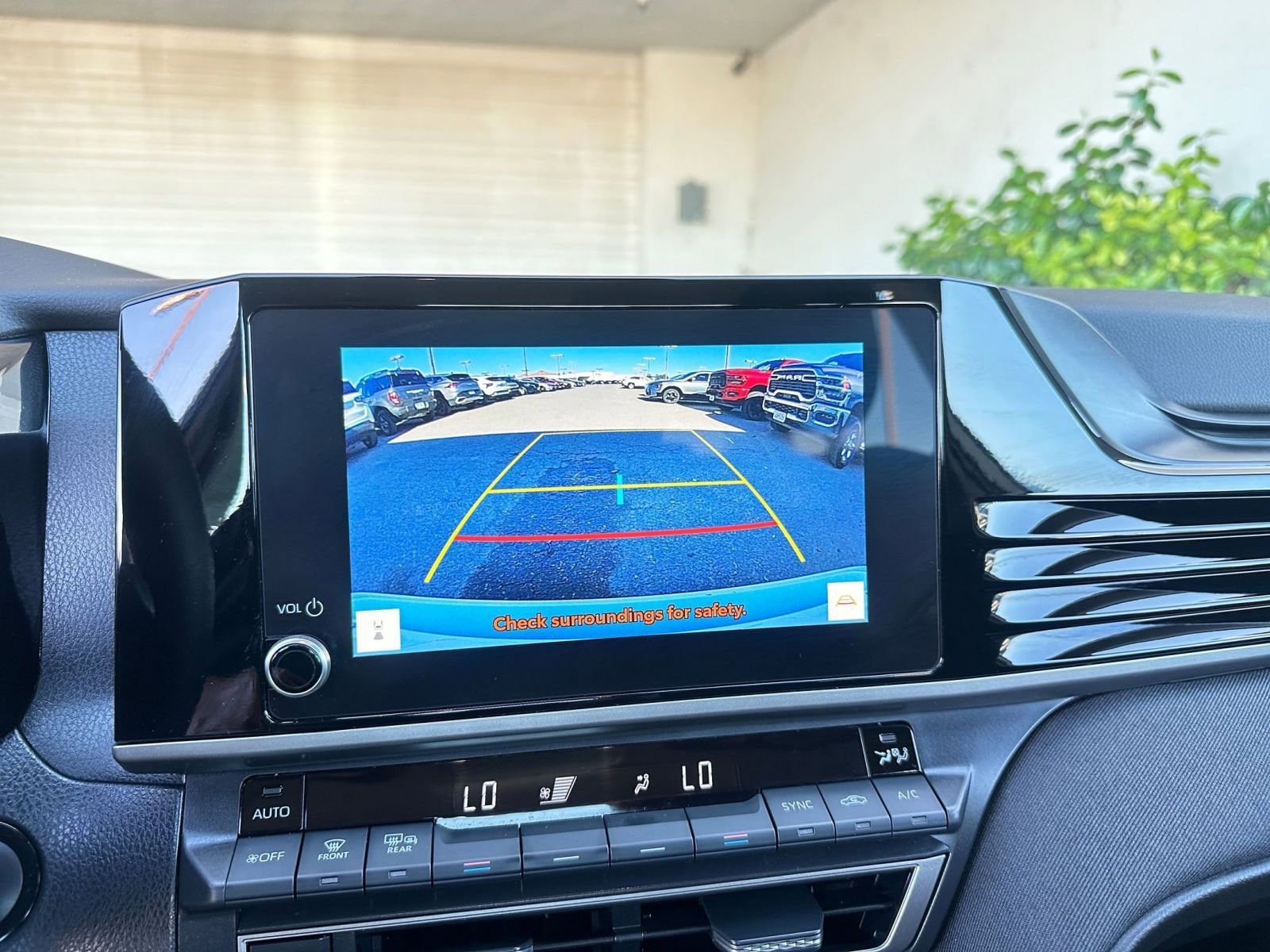 Thumbnail: 2025 Toyota Camry - 17