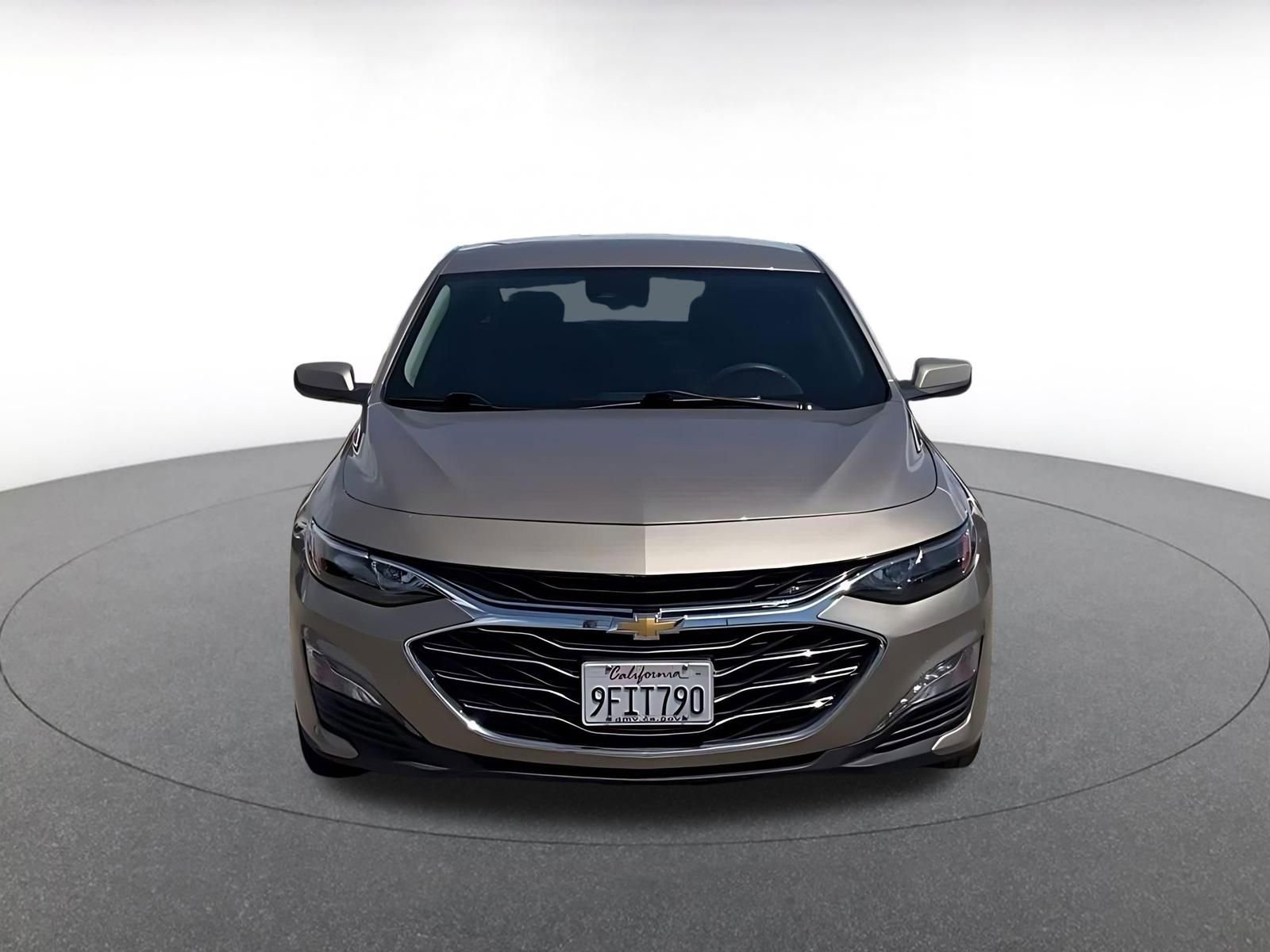 Thumbnail: 2023 Chevrolet Malibu - 3