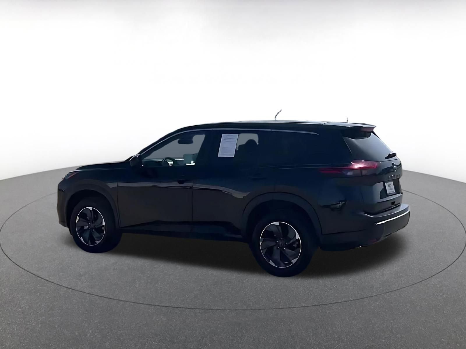 Thumbnail: 2025 Nissan Rogue - 10