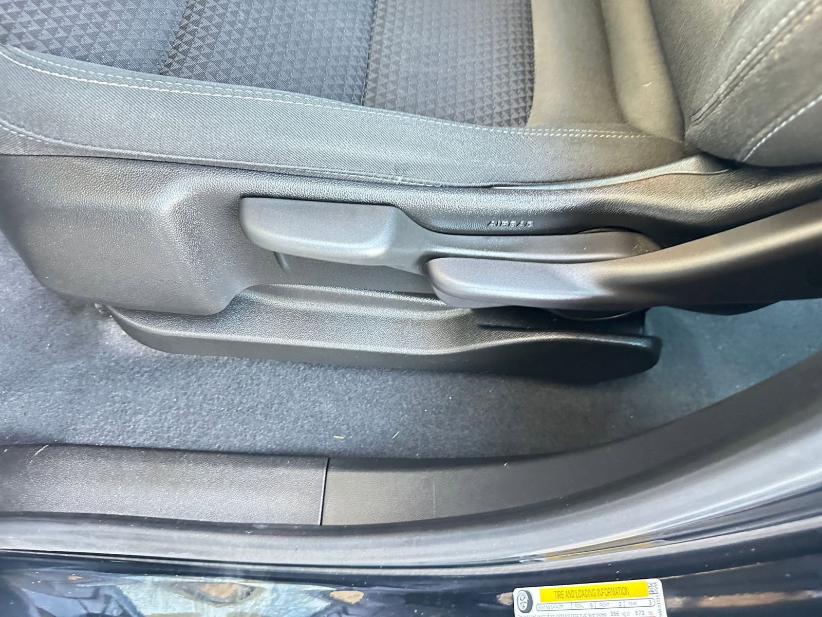 Thumbnail: 2023 Chevrolet Bolt EV - 28