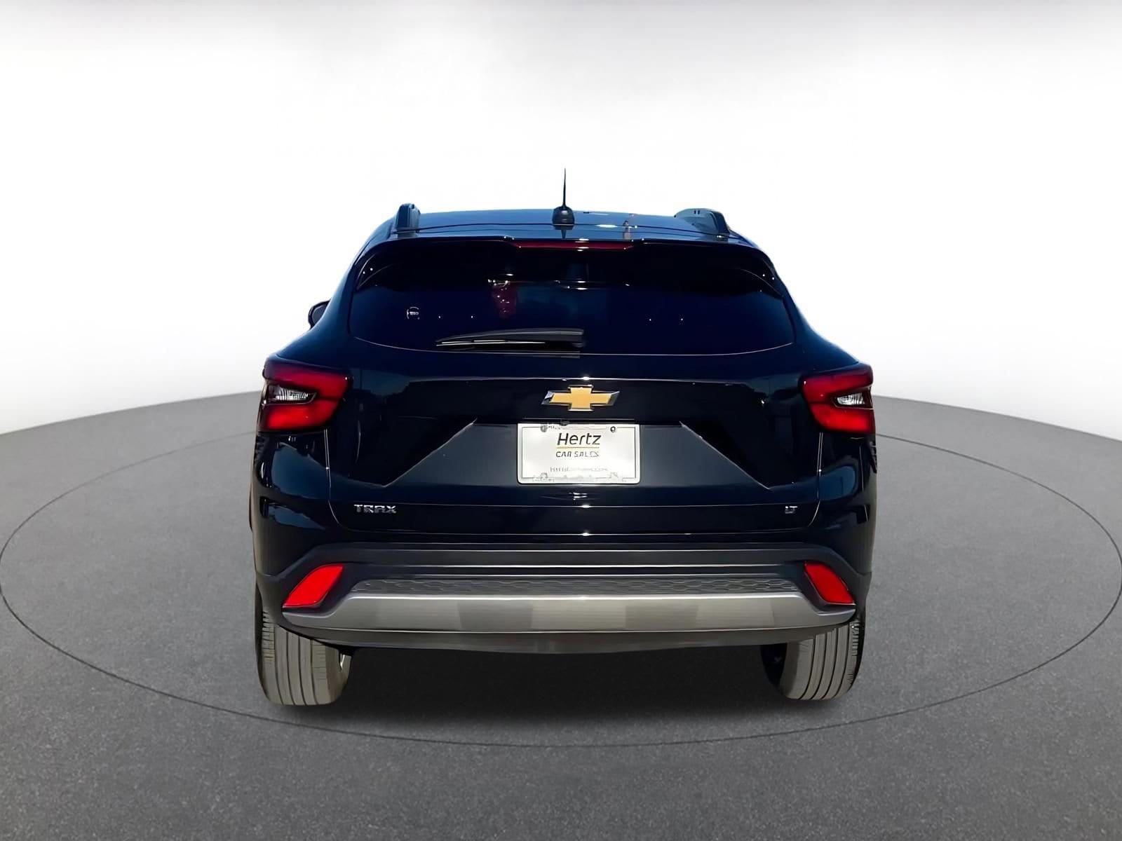 Thumbnail: 2025 Chevrolet Trax - 12