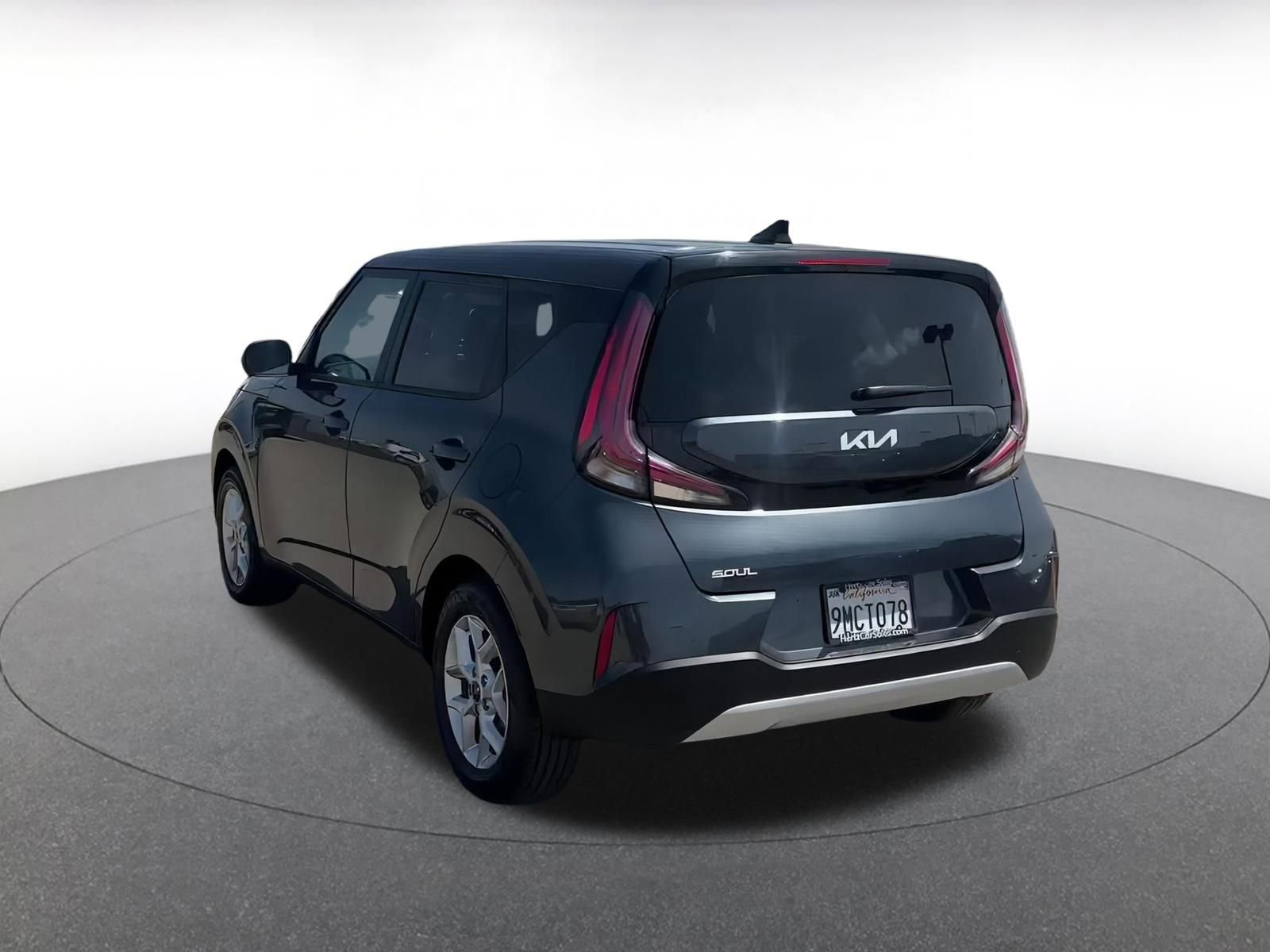 2024 Kia Soul LX 11