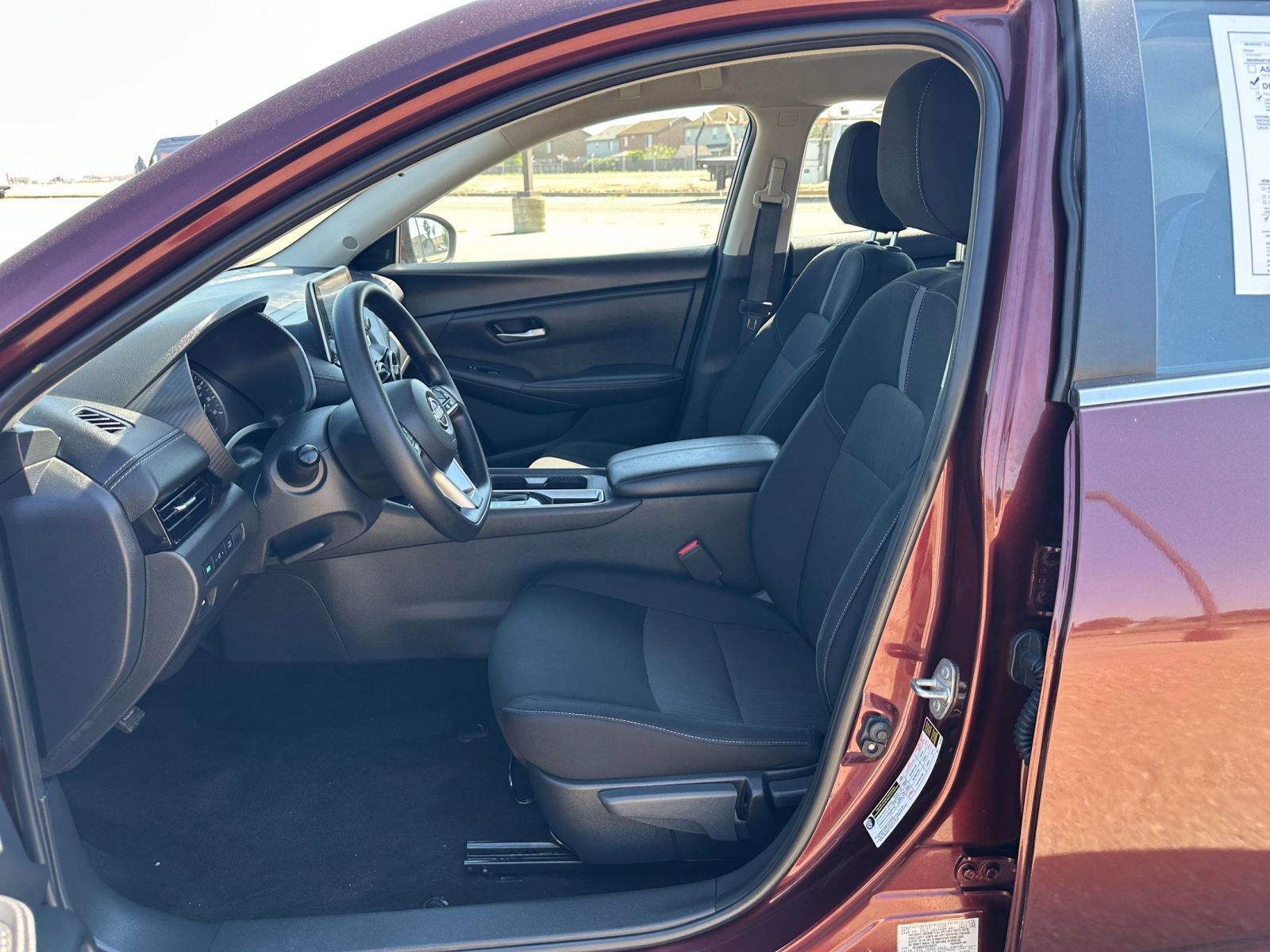 Thumbnail: 2025 Nissan Sentra - 25