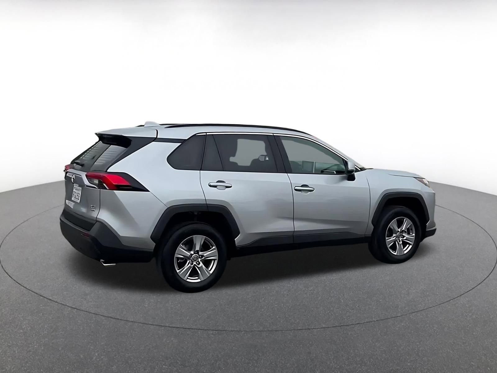 Thumbnail: 2025 Toyota RAV4 - 15
