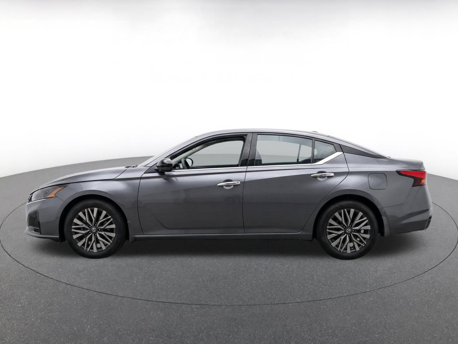 Thumbnail: 2025 Nissan Altima - 4