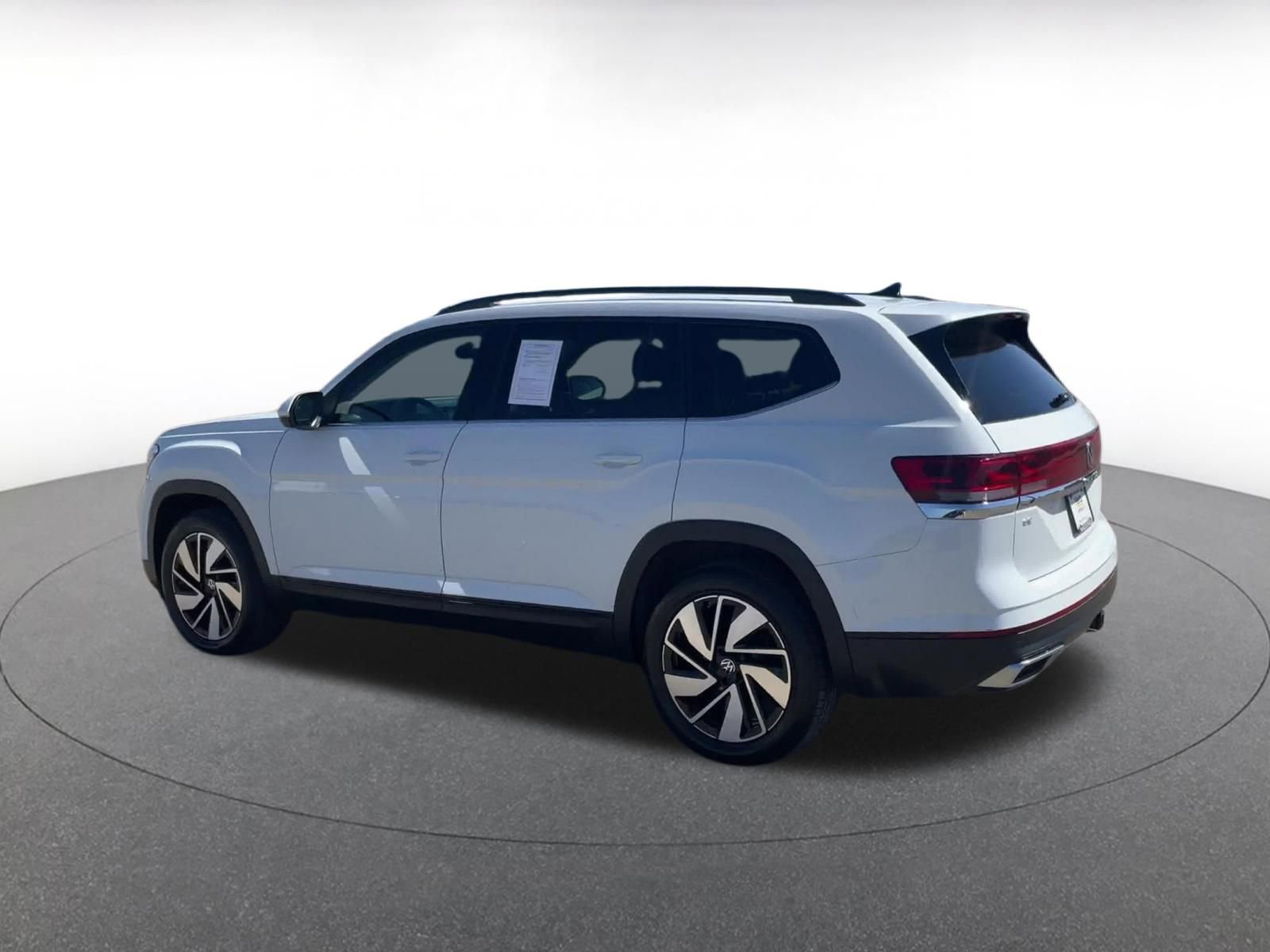 Thumbnail: 2025 Volkswagen Atlas - 10