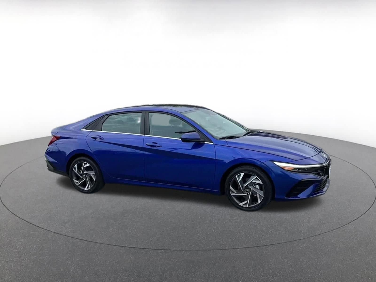 Thumbnail: 2025 Hyundai Elantra - 1