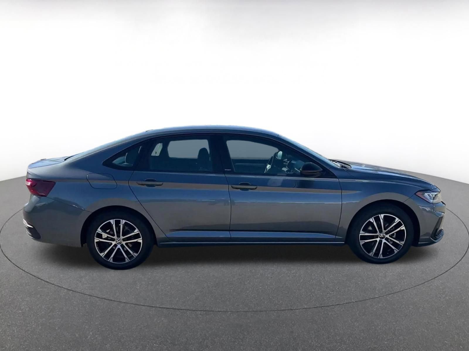 Thumbnail: 2025 Volkswagen Jetta - 16