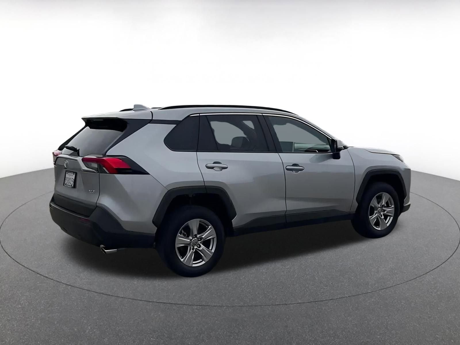 Thumbnail: 2025 Toyota RAV4 - 15