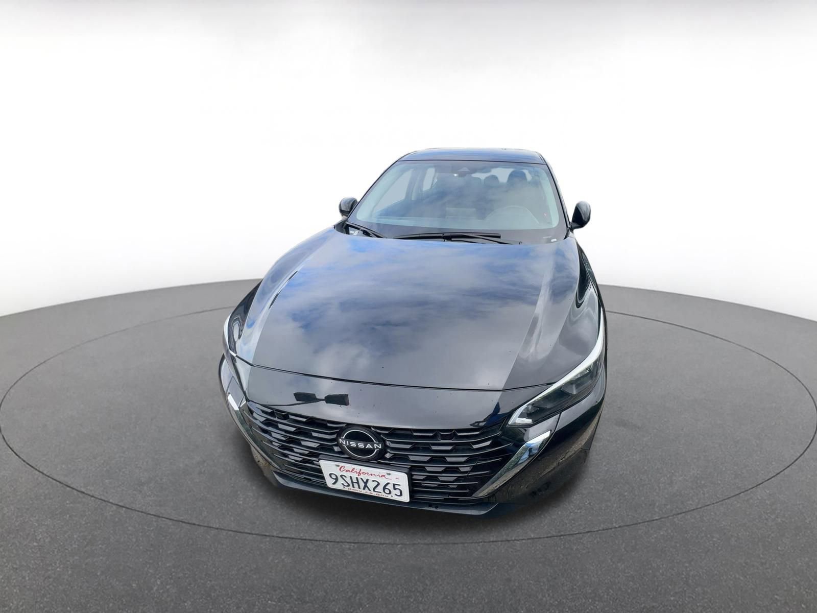 Thumbnail: 2025 Nissan Sentra - 2