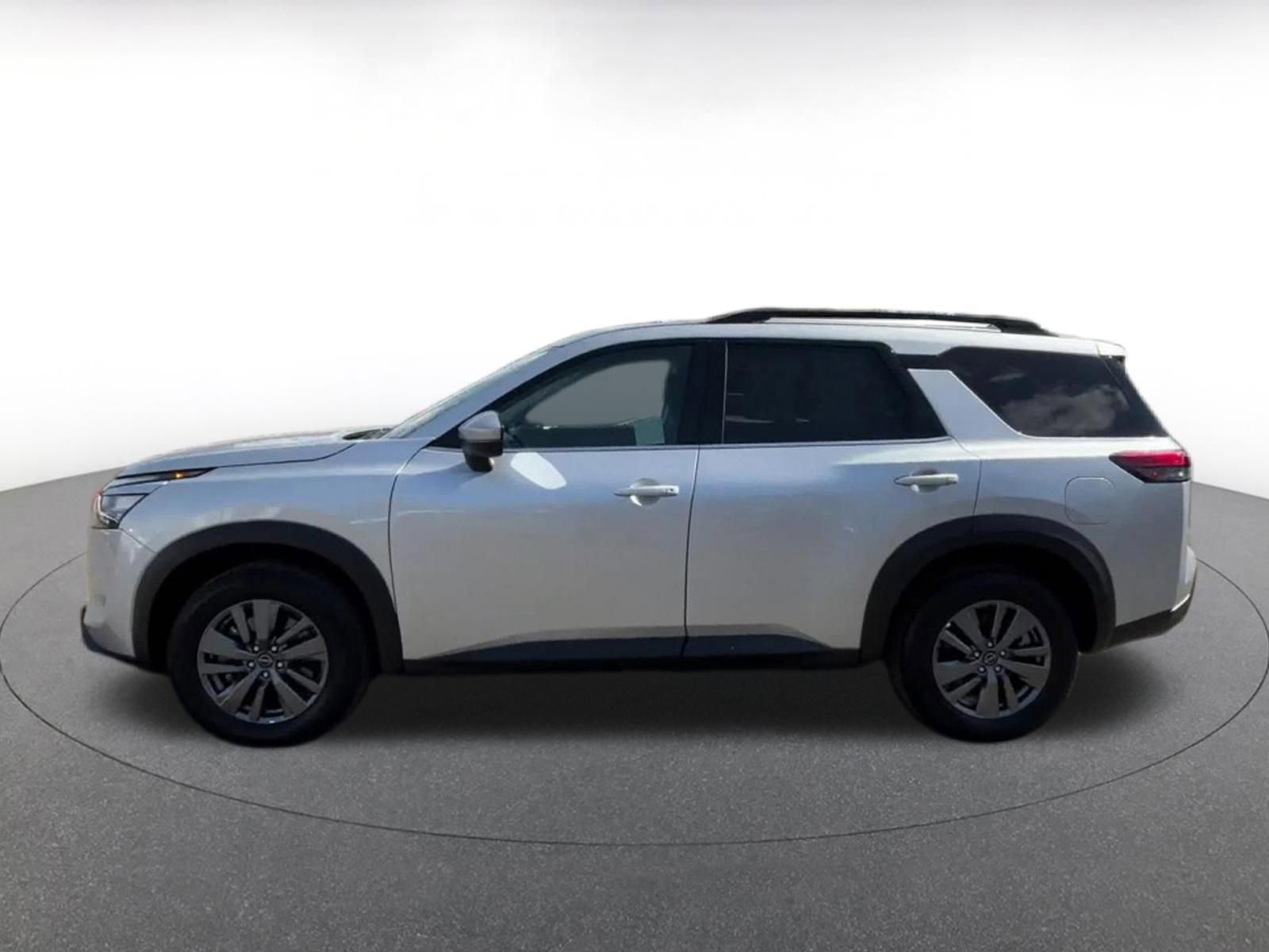 Thumbnail: 2025 Nissan Pathfinder - 9
