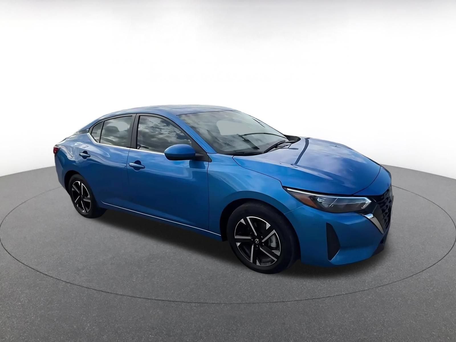 Thumbnail: 2025 Nissan Sentra - 2