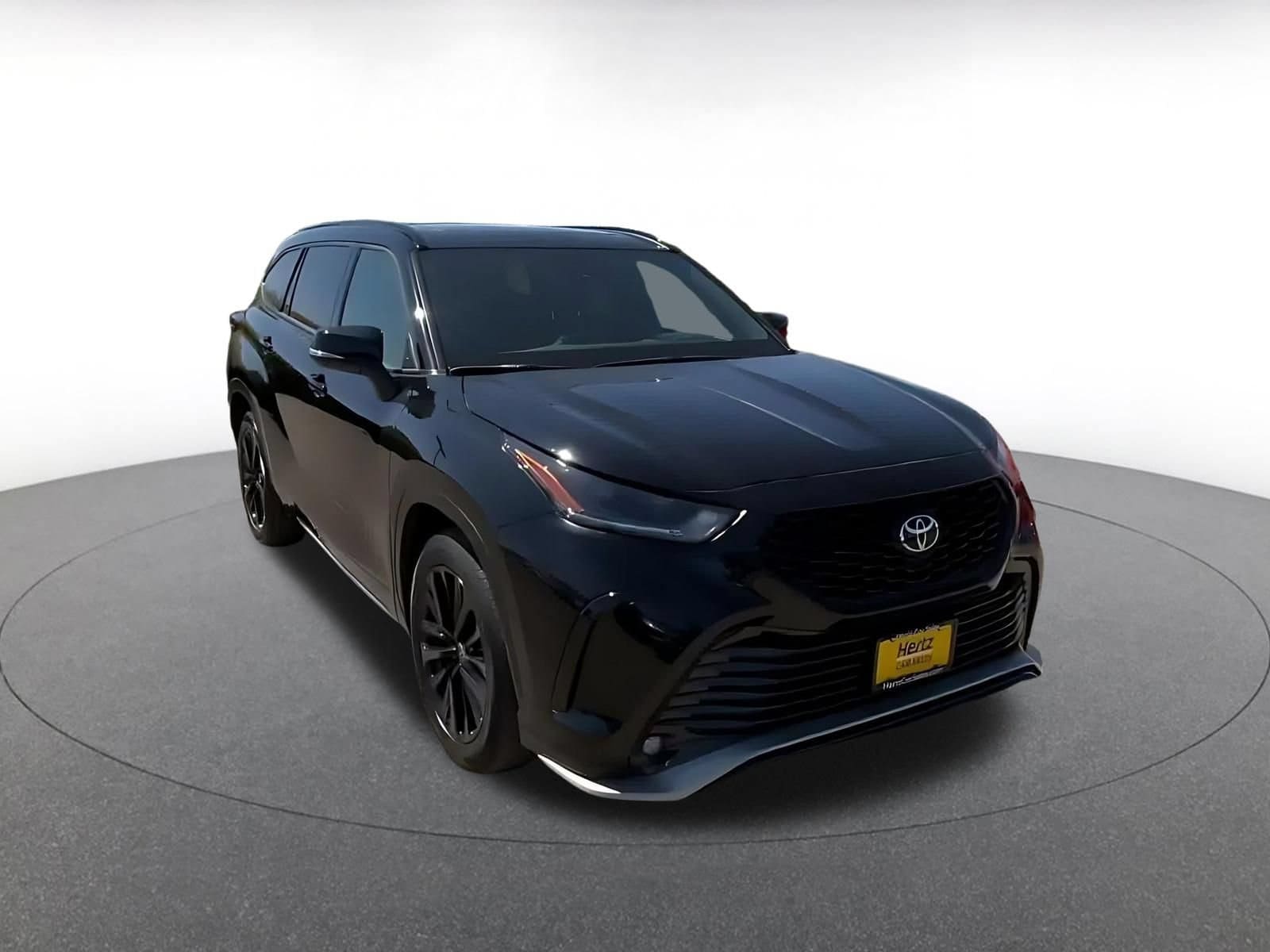 Thumbnail: 2025 Toyota Highlander - 3