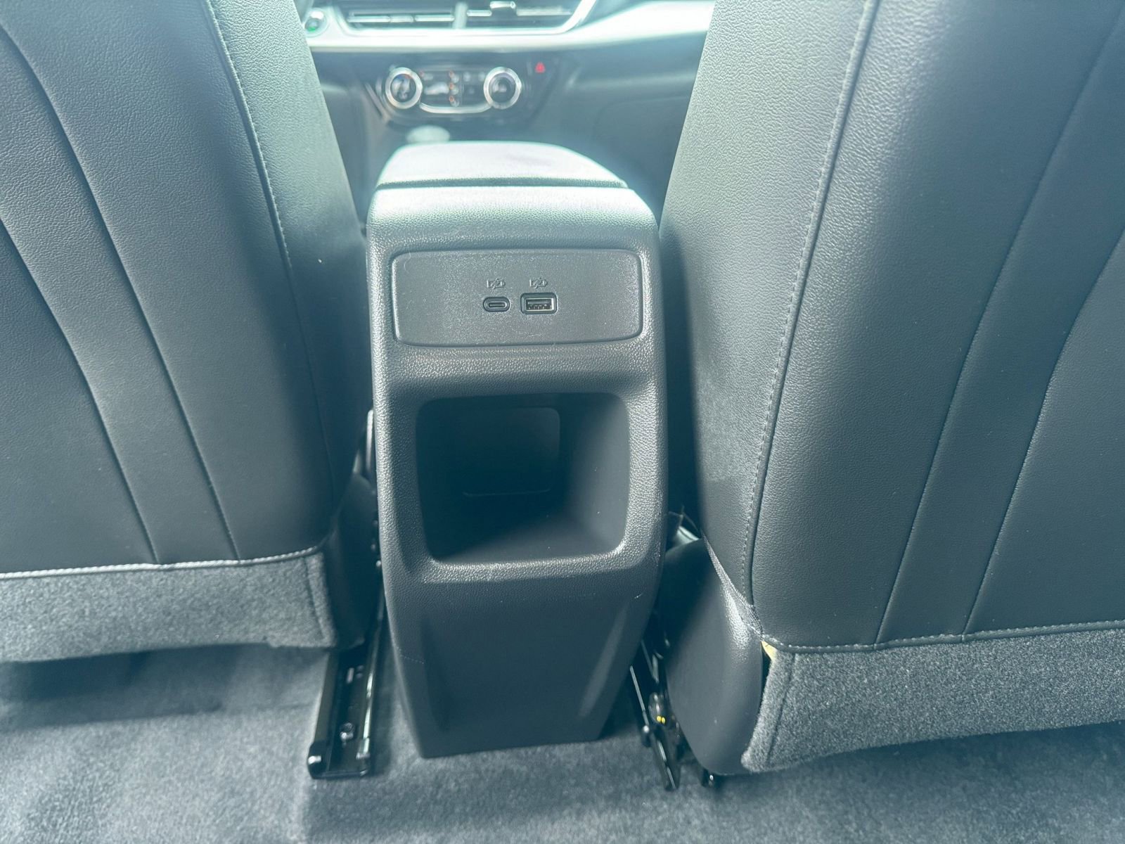 Thumbnail: 2025 Chevrolet Trax - 24