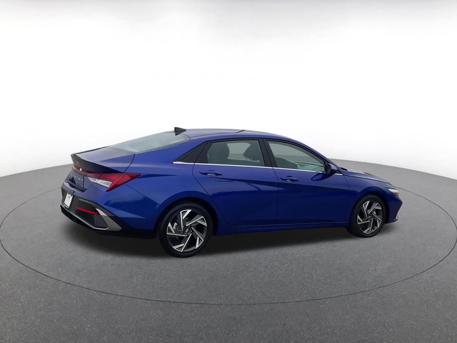 Thumbnail: 2025 Hyundai Elantra - 15