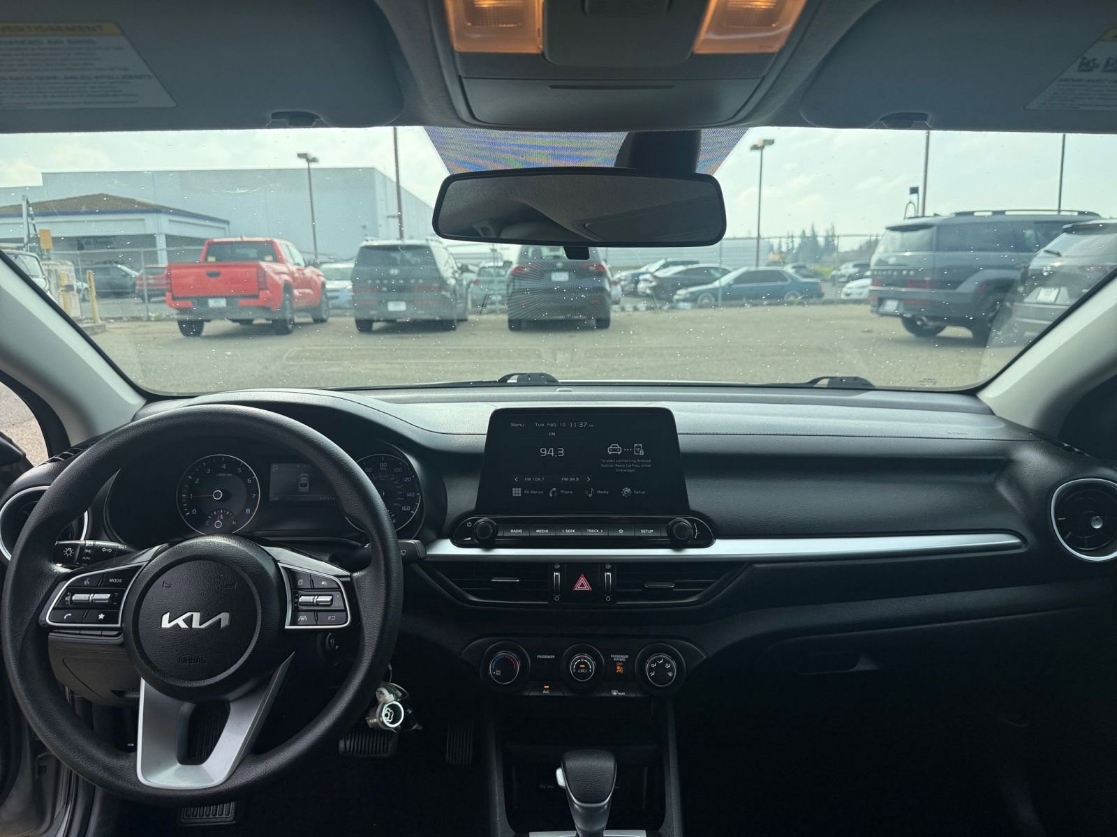 Thumbnail: 2023 Kia Forte - 31