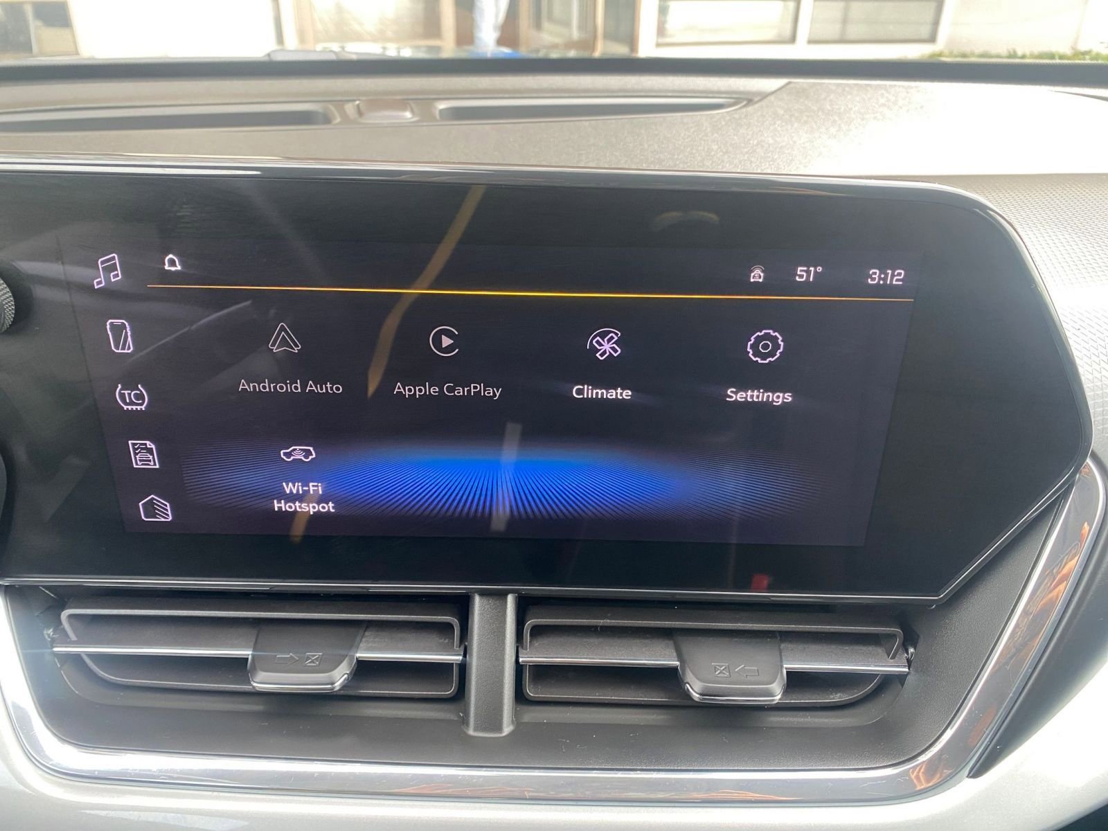 Thumbnail: 2025 Chevrolet Trax - 20