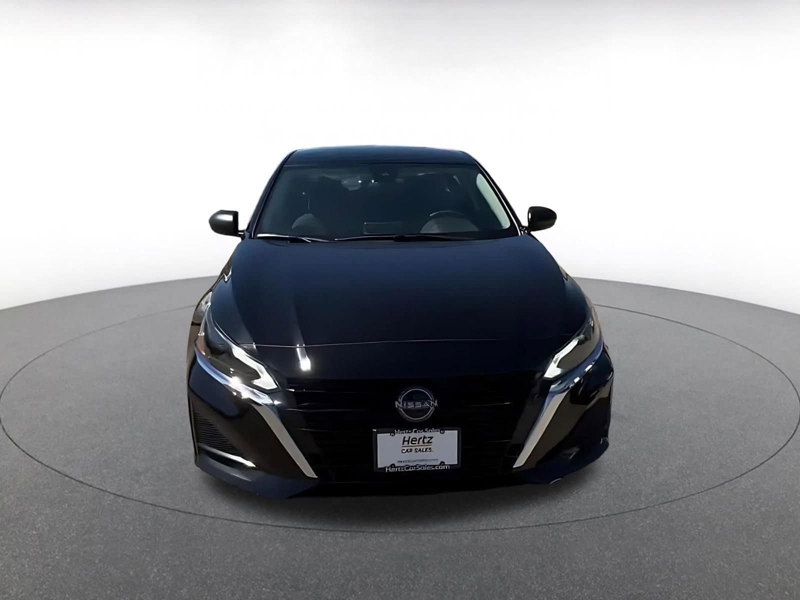 Thumbnail: 2025 Nissan Altima - 4