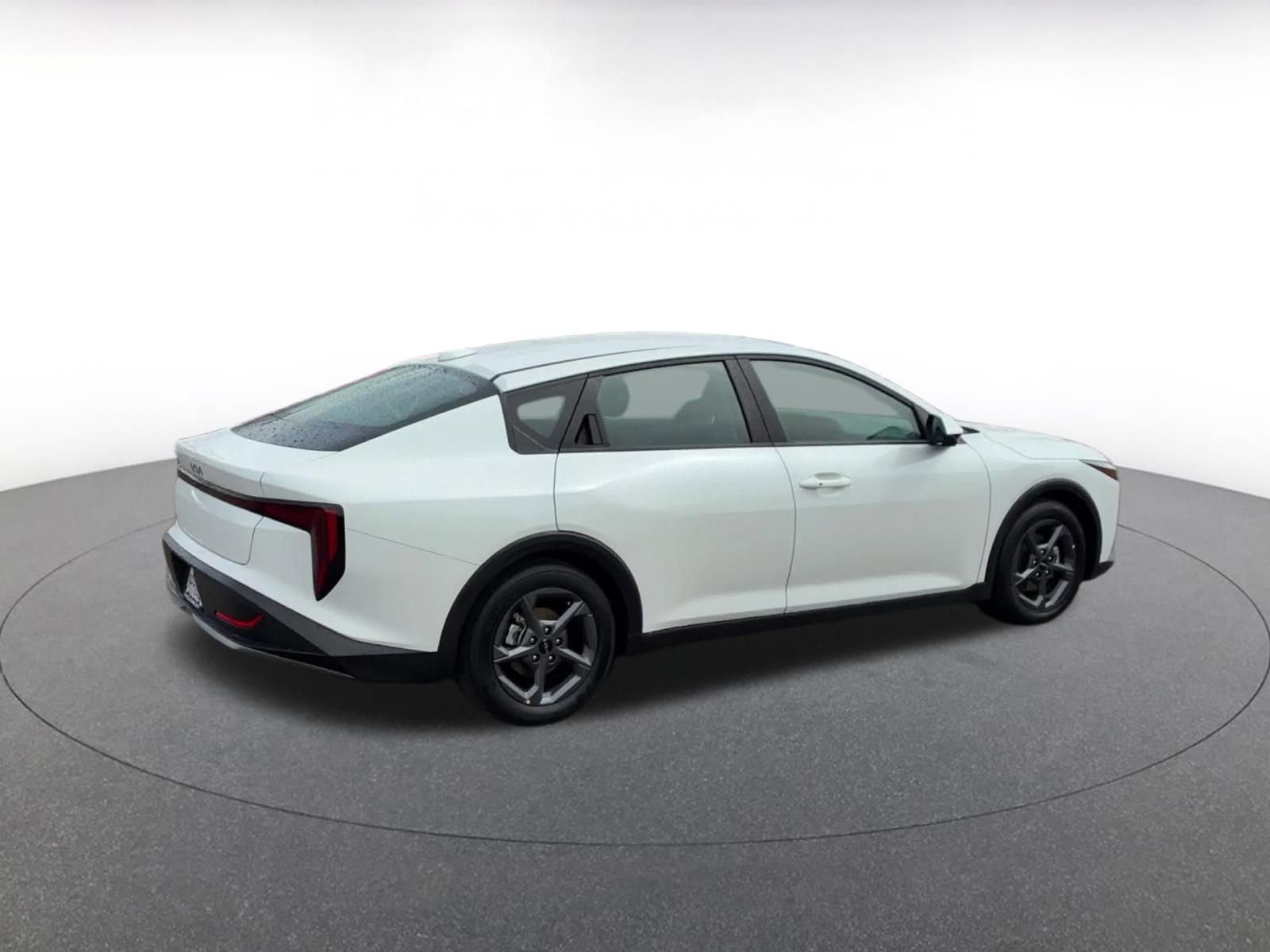 Thumbnail: 2025 Kia K4 - 15