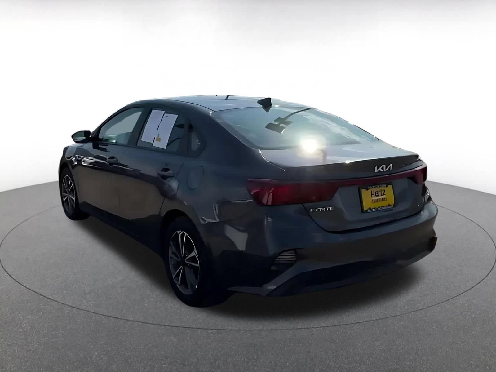 Thumbnail: 2023 Kia Forte - 11
