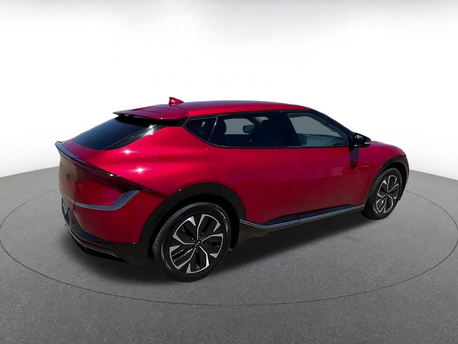 Thumbnail: 2023 Kia EV6 - 15